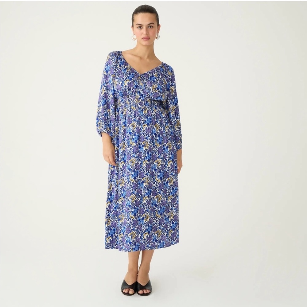V-neck midi dress in fête floral print
